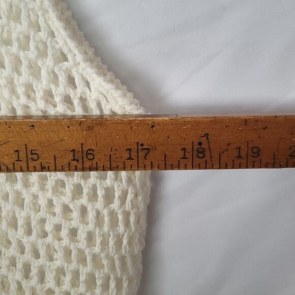 Hippie Laundry- Women's Cream colored crochet vest- size large - Picture 5 of 6